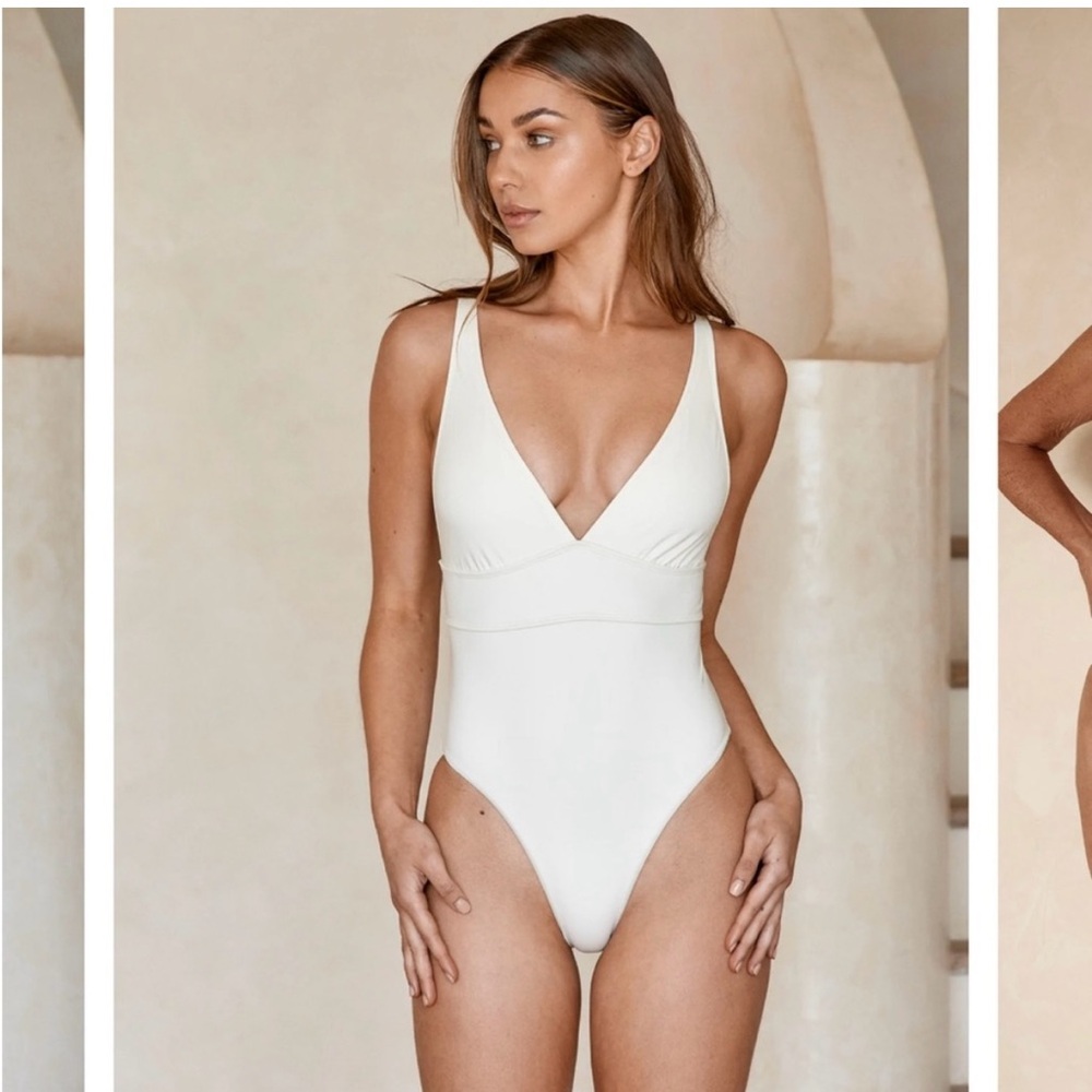 Portofino one piece- Ivory SZ M/V